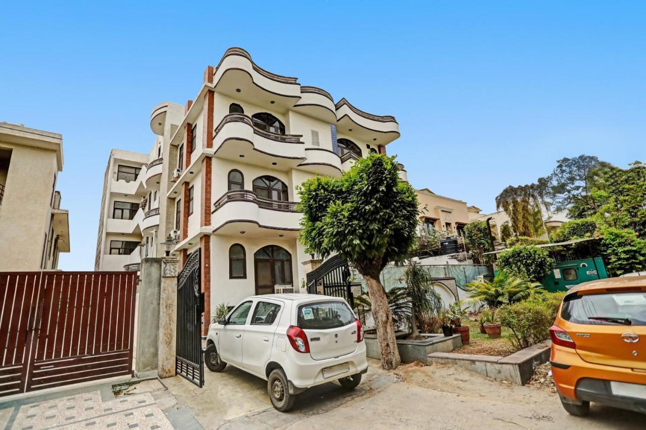 Townhouse The Premier View Near Iskcon Temple Noida酒店 外观 照片