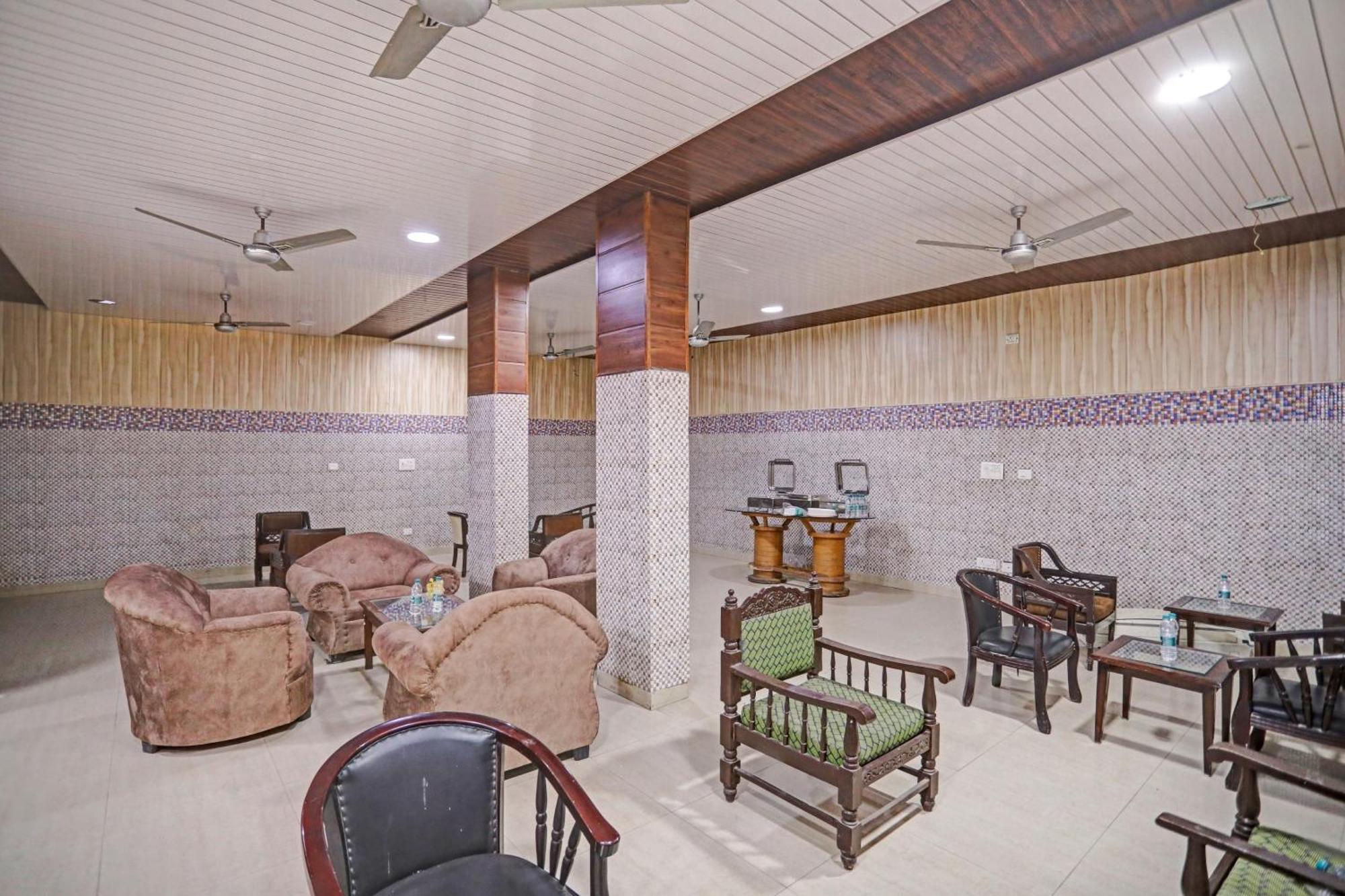 Townhouse The Premier View Near Iskcon Temple Noida酒店 外观 照片